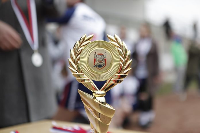 balkan_bowl_2016_trophy